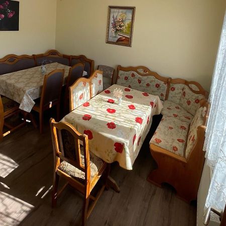 Квітковий Двір Golubinoye Dış mekan fotoğraf
